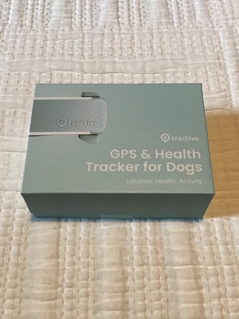 Tractive Dog 6 Waterproof Tracking Device in Mint Green
